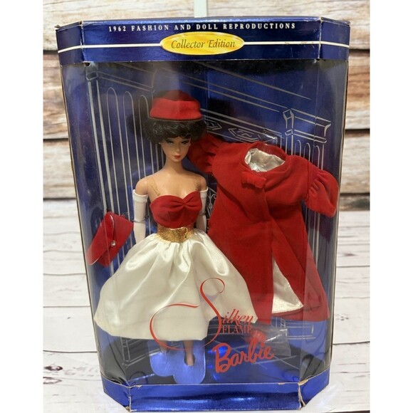 Vintage 1997 Silken Flame Brunette Barbie 1960's Fashion Reproduction *read - Picture 2 of 16